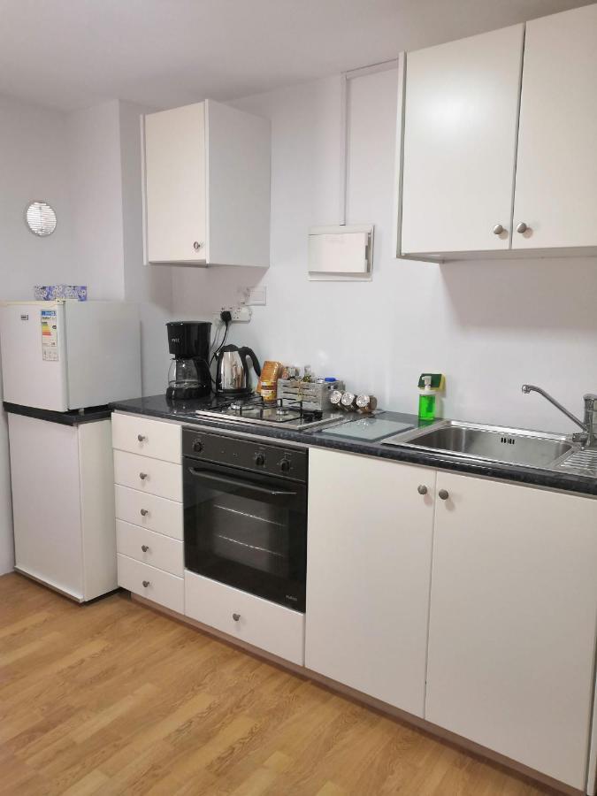 Guest Apartments ليماسول المظهر الخارجي الصورة